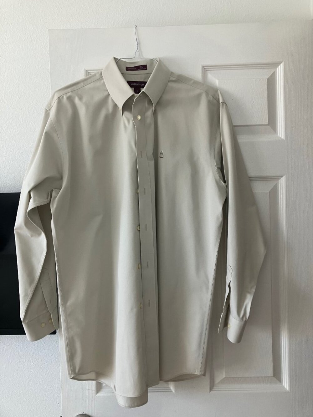 Nordstrom Men's Button-down long sleeve tan dress shirt
